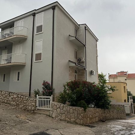 House 100M From The Beach With Free Parking And Breakfast Baska Voda Ngoại thất bức ảnh
