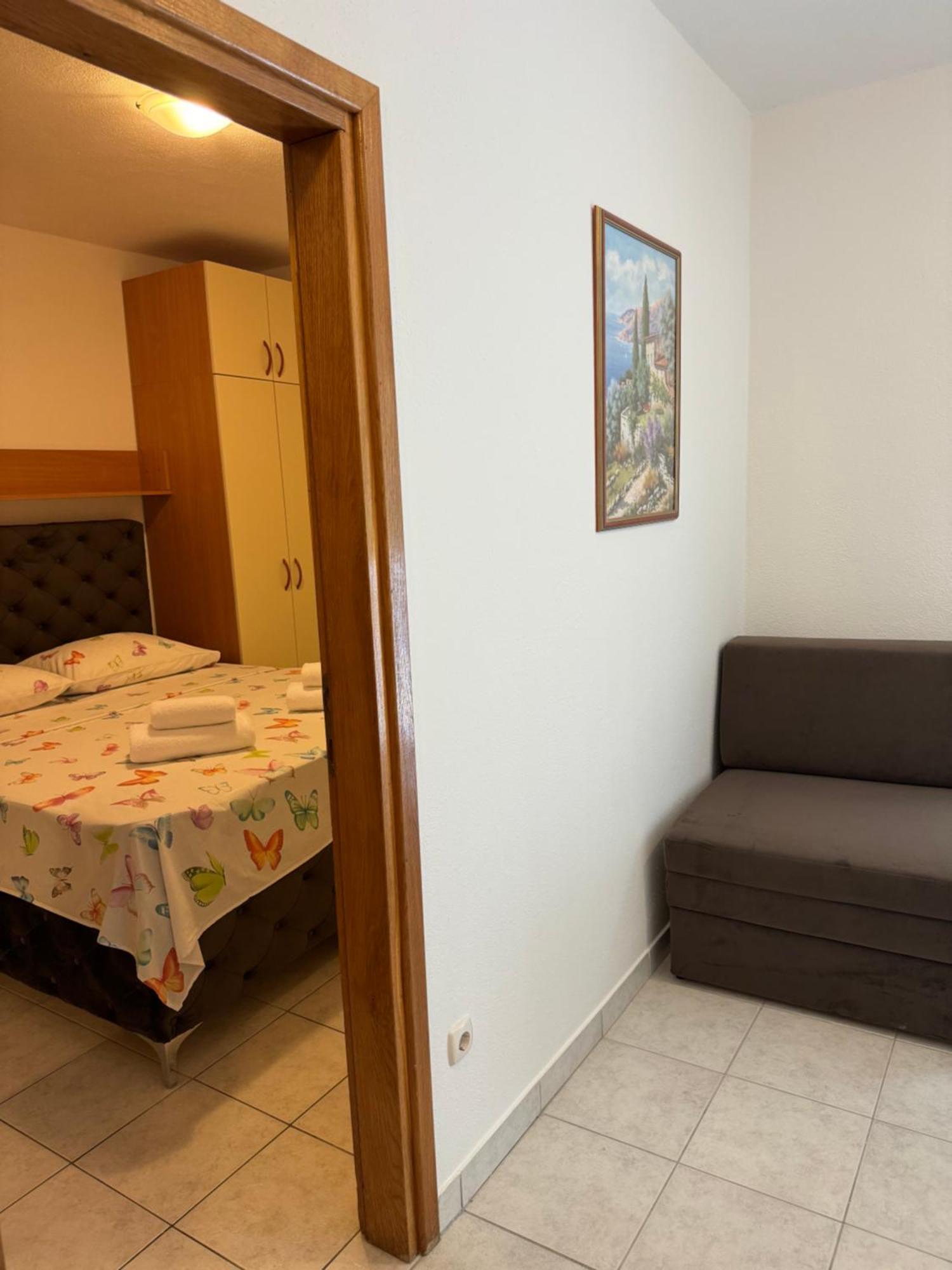 House 100M From The Beach With Free Parking And Breakfast Baska Voda Ngoại thất bức ảnh
