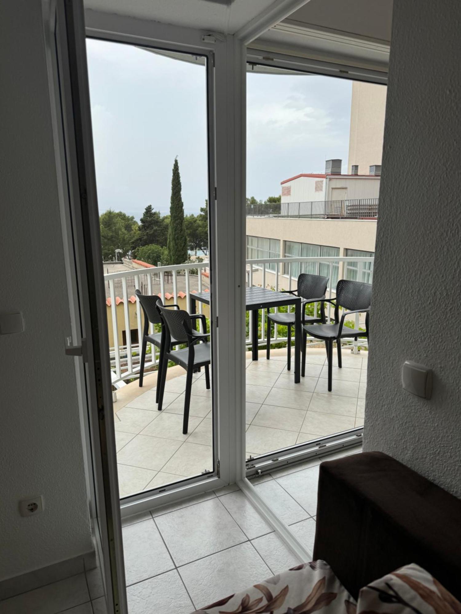 House 100M From The Beach With Free Parking And Breakfast Baska Voda Ngoại thất bức ảnh